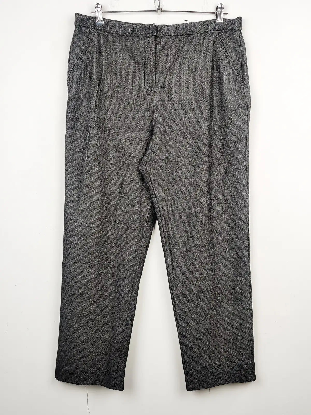 Buy online pre-used pre-loved 100% authentic & Original branded Magi (TT-1465) available in Pakistan. Top international brands avilable.