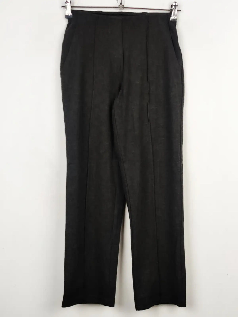 Buy online pre-used pre-loved 100% authentic & Original branded Marks & Spencer (TT-1467) available in Pakistan. Top international brands avilable.