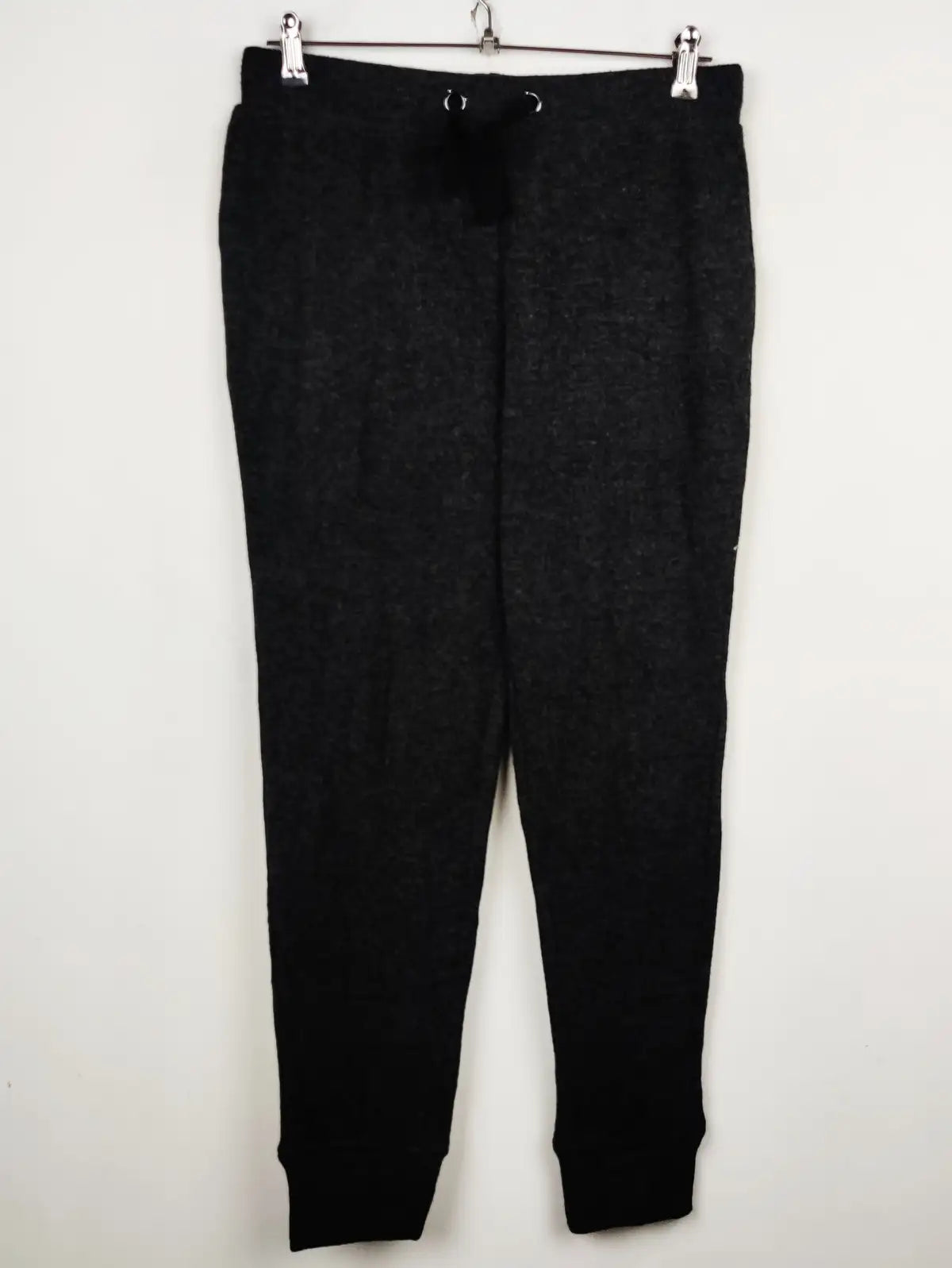 Buy online pre-used pre-loved 100% authentic & Original branded F&F (TT-1501) available in Pakistan. Top international brands avilable.