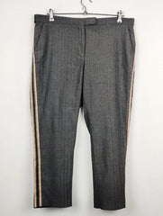 Buy online pre-used pre-loved 100% authentic & Original branded Marks & Spencer (TT-1505) available in Pakistan. Top international brands avilable.