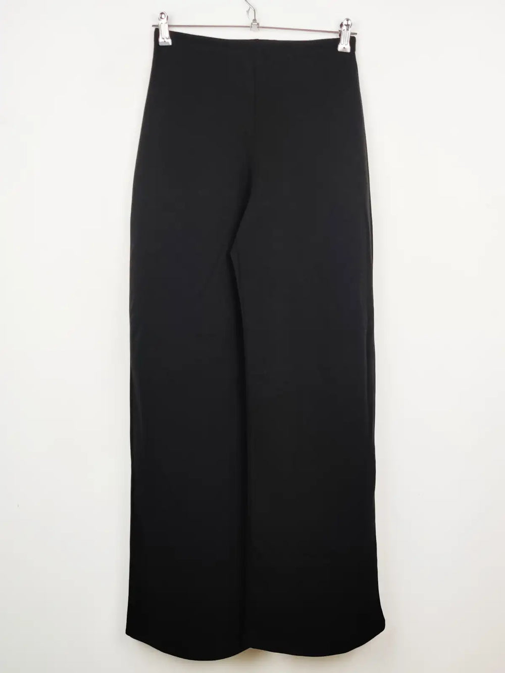 Buy online pre-used pre-loved 100% authentic & Original branded Prettylittlething (TT-1539) available in Pakistan. Top international brands avilable.