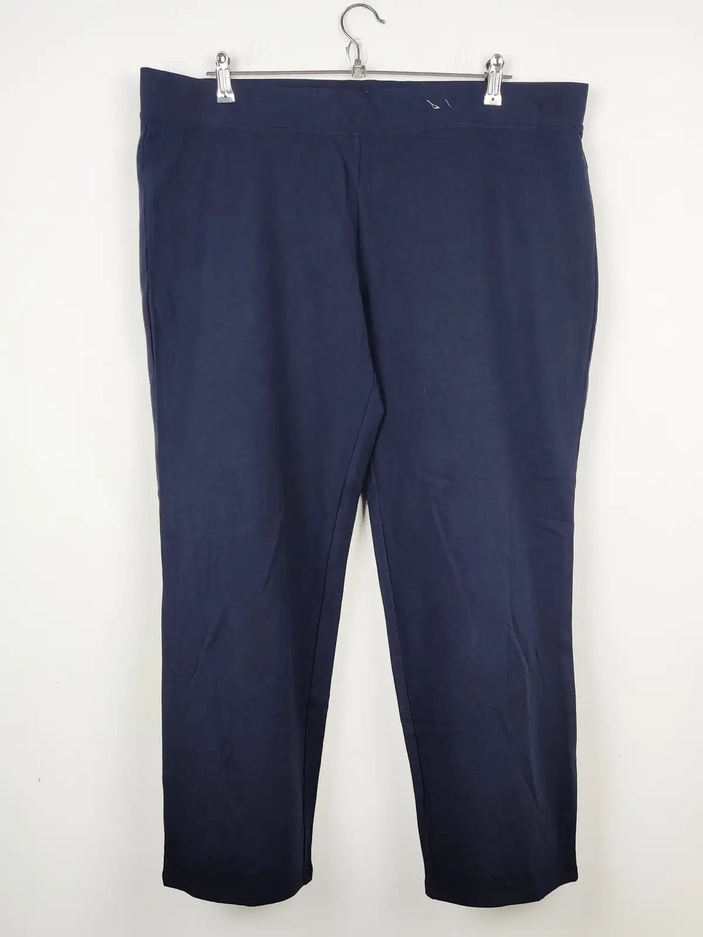 Buy online pre-used pre-loved 100% authentic & Original branded Marks & Spencer (TT-1570) available in Pakistan. Top international brands avilable.