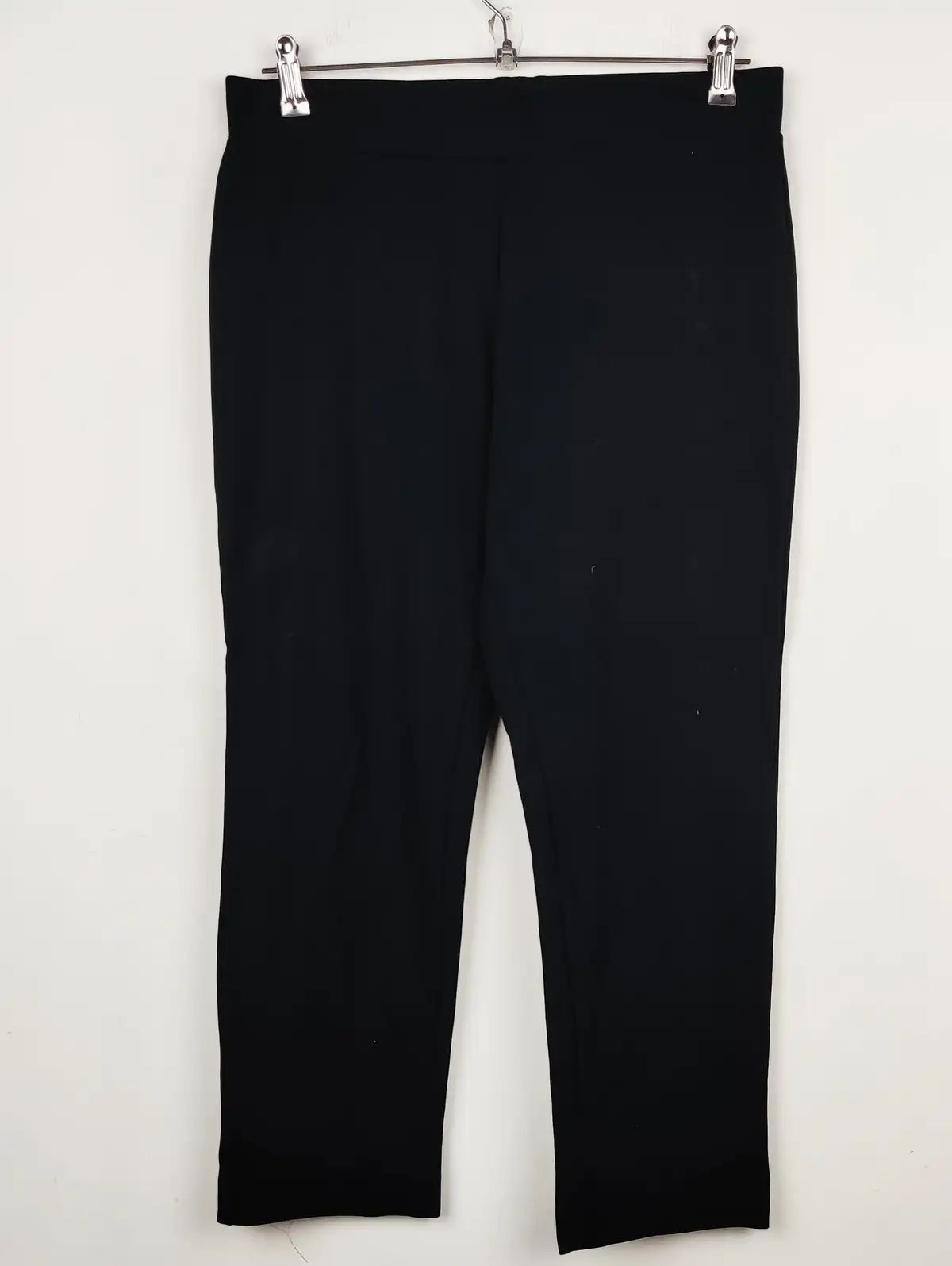 Buy online pre-used pre-loved 100% authentic & Original branded Marks & Spencer (TT-1579) available in Pakistan. Top international brands avilable.