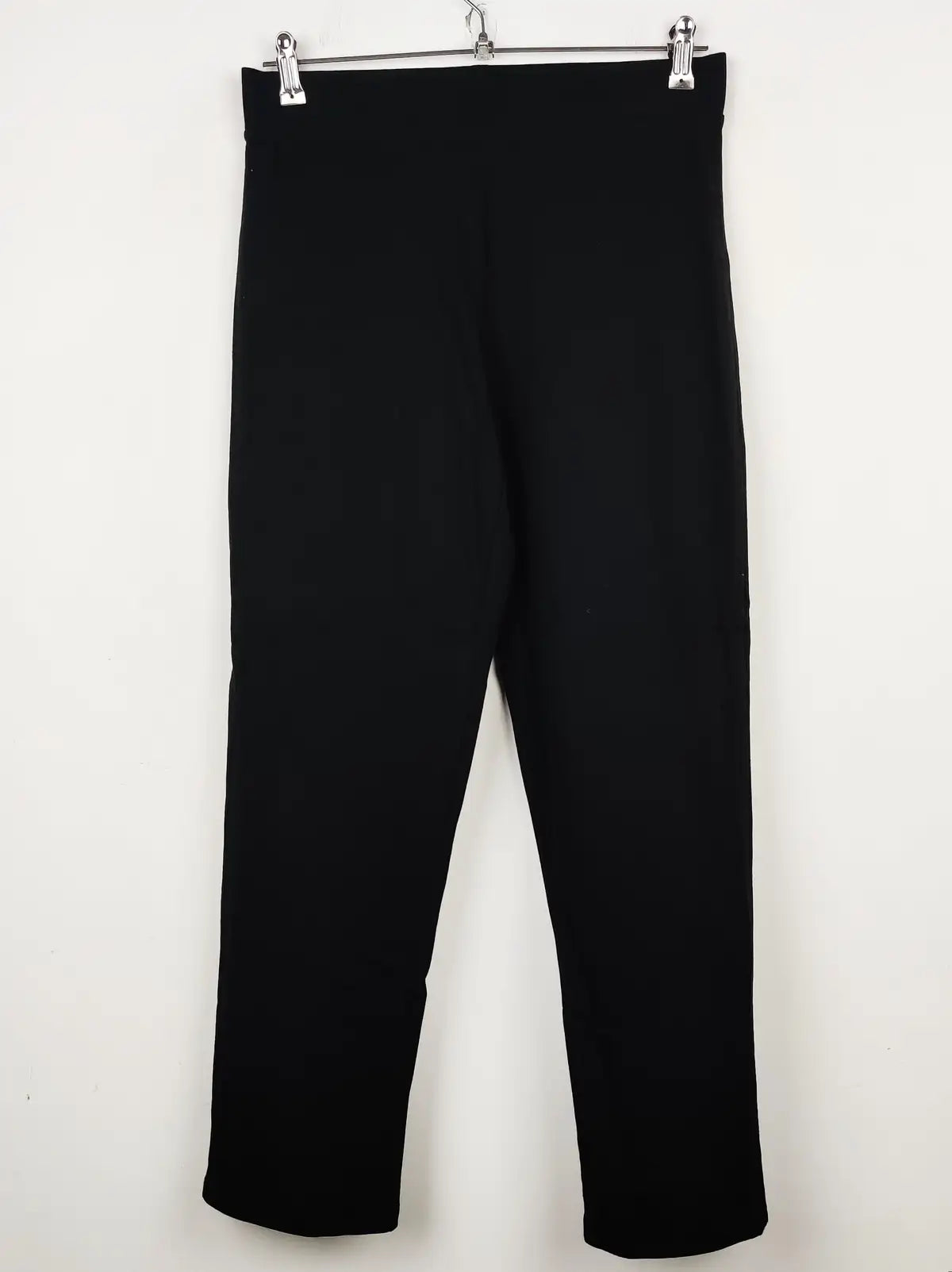 Buy online pre-used pre-loved 100% authentic & Original branded Marks & Spencer (TT-1581) available in Pakistan. Top international brands avilable.