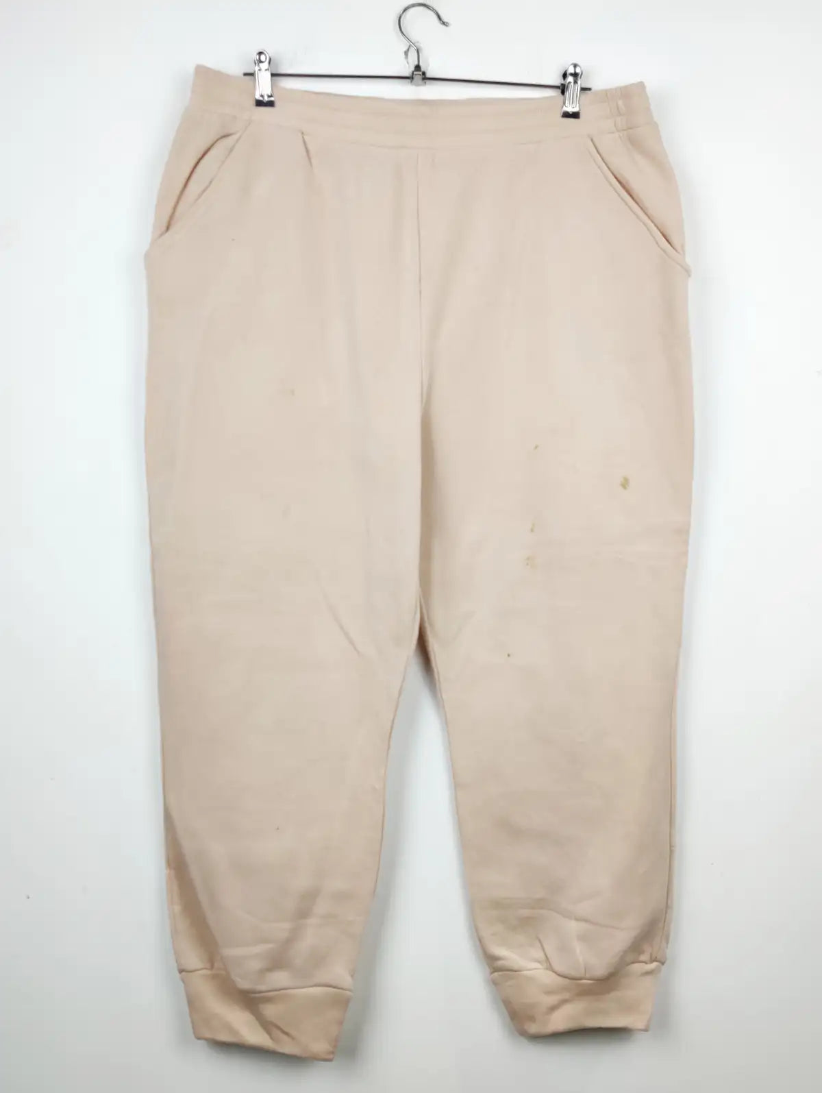 Buy online pre-used pre-loved 100% authentic & Original branded Jeff&Co (TT-1585) available in Pakistan. Top international brands avilable.