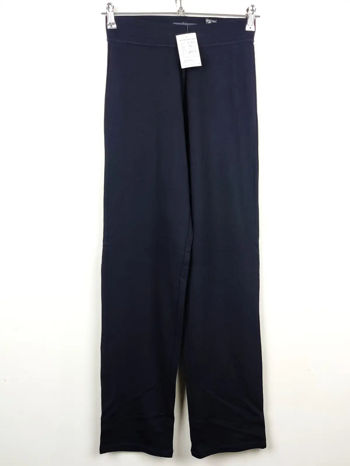 Buy online pre-used pre-loved 100% authentic & Original branded Marks & Spencer (TT-1614) available in Pakistan. Top international brands avilable.