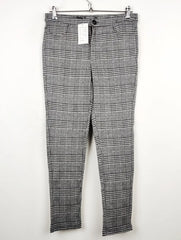 Buy online pre-used pre-loved 100% authentic & Original branded Atmosphere (TT-1618) available in Pakistan. Top international brands avilable.