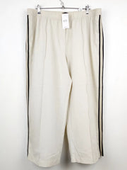 Buy online pre-used pre-loved 100% authentic & Original branded Marks & Spencer (TT-1620) available in Pakistan. Top international brands avilable.