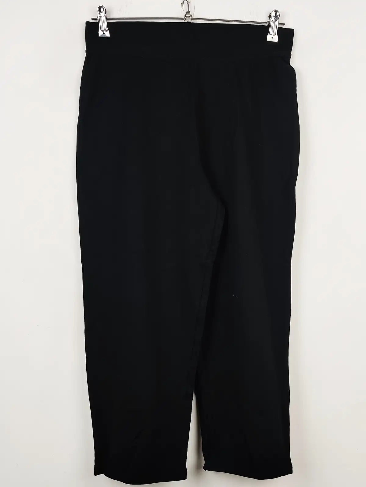 Buy online pre-used pre-loved 100% authentic & Original branded Marks & Spencer (TT-1631) available in Pakistan. Top international brands avilable.