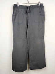 Buy online pre-used pre-loved 100% authentic & Original branded Moda Mothercare (TT-1635) available in Pakistan. Top international brands avilable.