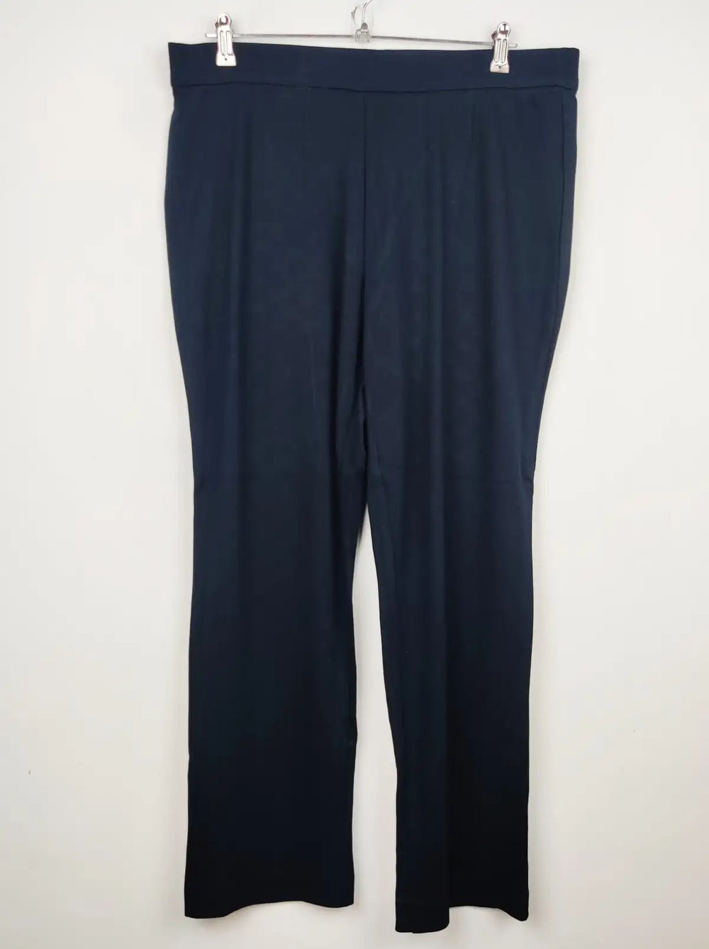 Buy online pre-used pre-loved 100% authentic & Original branded Marks & Spencer (TT-1658) available in Pakistan. Top international brands avilable.