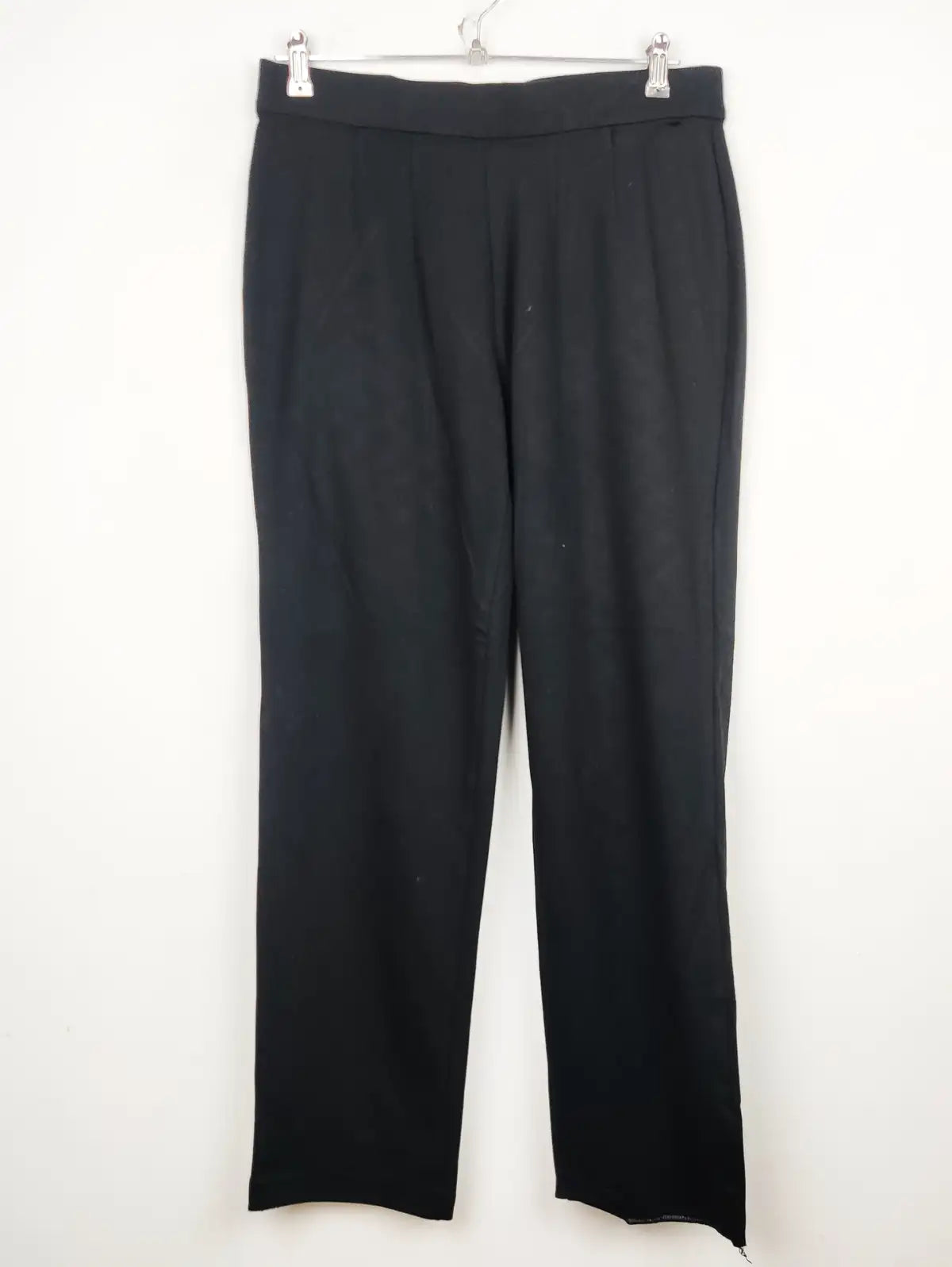 Buy online pre-used pre-loved 100% authentic & Original branded Marks & Spencer (TT-1660) available in Pakistan. Top international brands avilable.