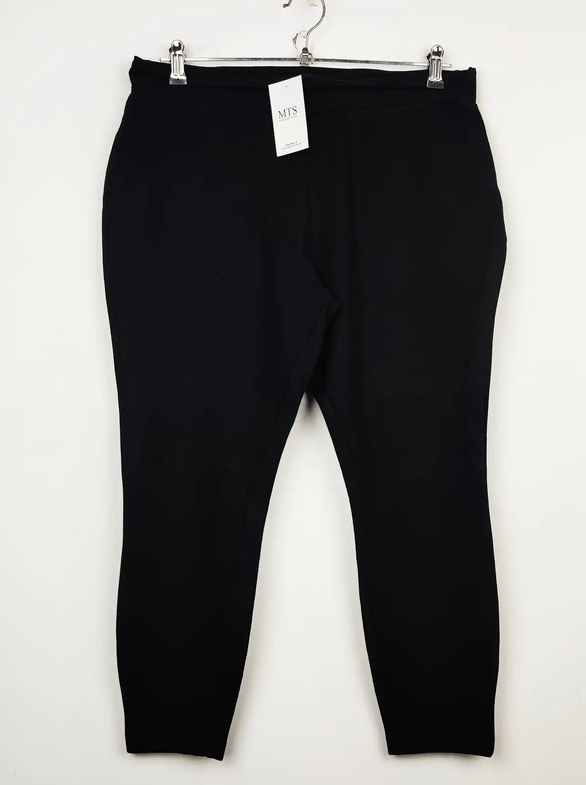 Buy online pre-used pre-loved 100% authentic & Original branded Next (TT-1664) available in Pakistan. Top international brands avilable.