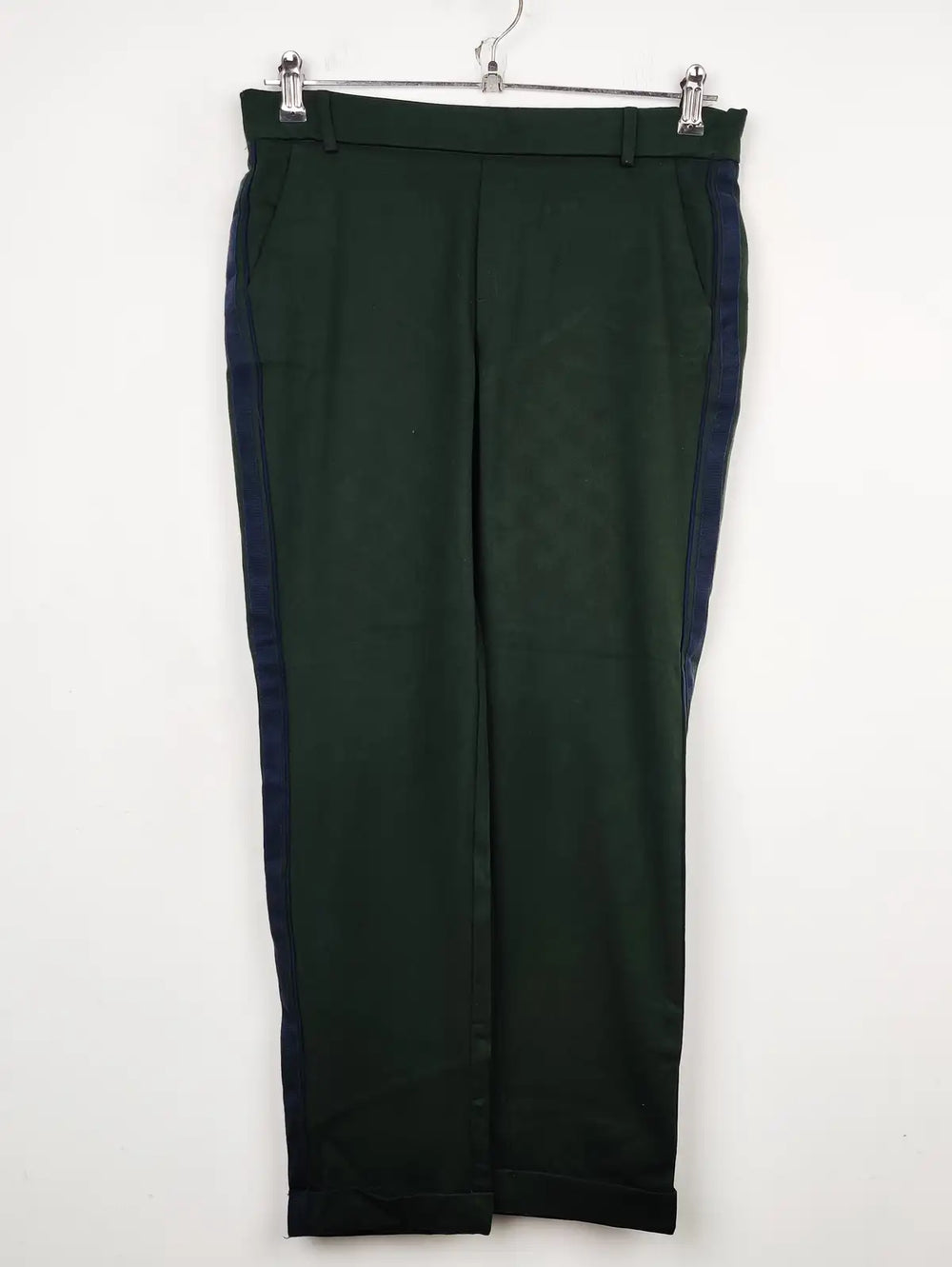 Buy online pre-used pre-loved 100% authentic & Original branded Zara (TT-1673) available in Pakistan. Top international brands avilable.