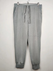 Buy online pre-used pre-loved 100% authentic & Original branded F&F (TT-1684) available in Pakistan. Top international brands avilable.