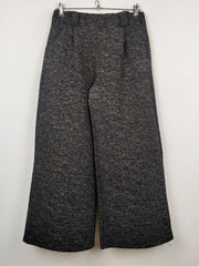 Buy online pre-used pre-loved 100% authentic & Original branded Unknown Brand (TT-1726) available in Pakistan. Top international brands avilable.