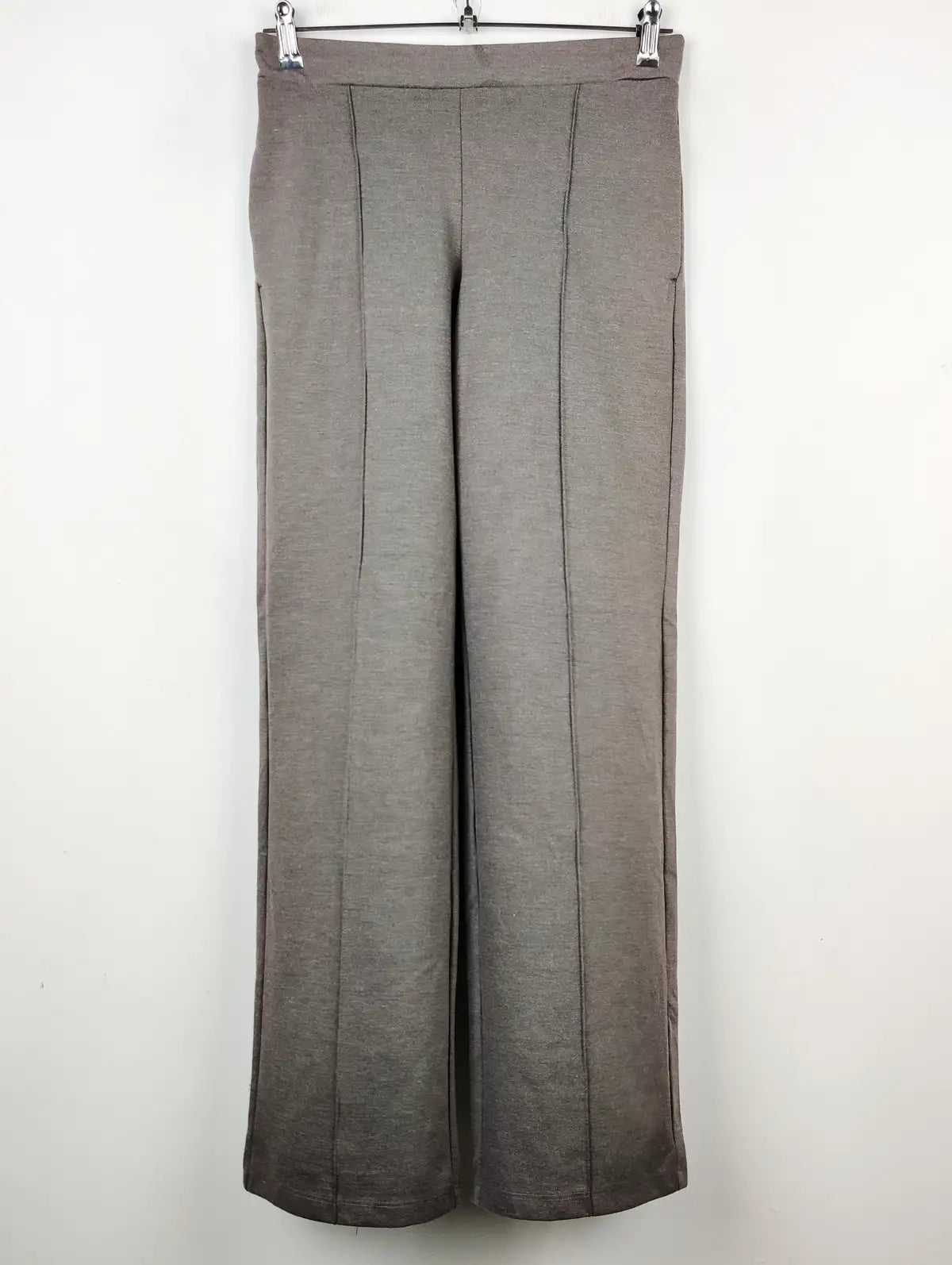 Buy online pre-used pre-loved 100% authentic & Original branded Mango (TT-1736) available in Pakistan. Top international brands avilable.