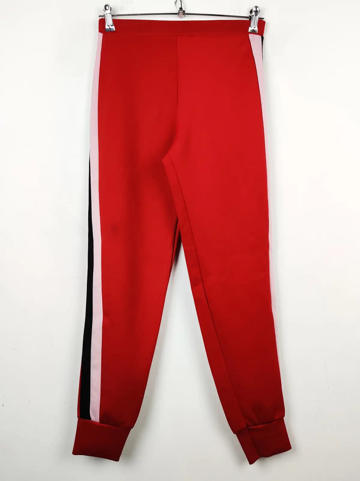 Buy online pre-used pre-loved 100% authentic & Original branded Prettylittlething (TT-1748) available in Pakistan. Top international brands avilable.