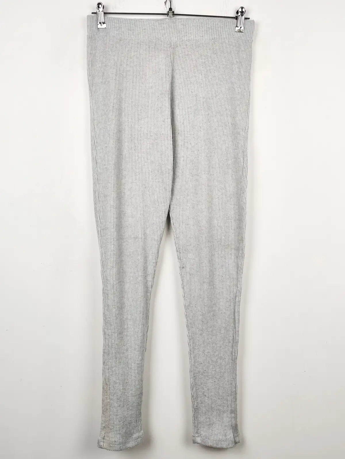 Buy online pre-used pre-loved 100% authentic & Original branded Primark (TT-1753) available in Pakistan. Top international brands avilable.