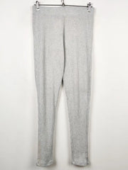 Buy online pre-used pre-loved 100% authentic & Original branded Primark (TT-1753) available in Pakistan. Top international brands avilable.