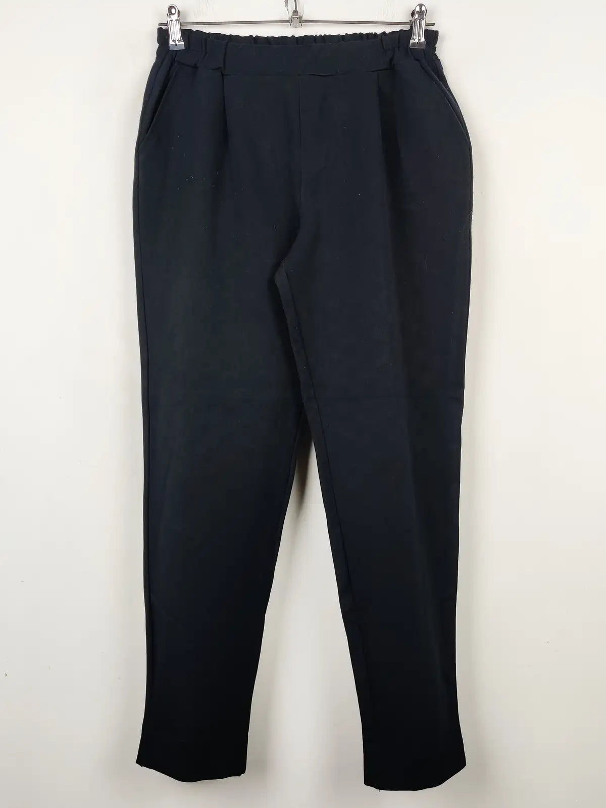 Buy online pre-used pre-loved 100% authentic & Original branded Redam (TT-1754) available in Pakistan. Top international brands avilable.