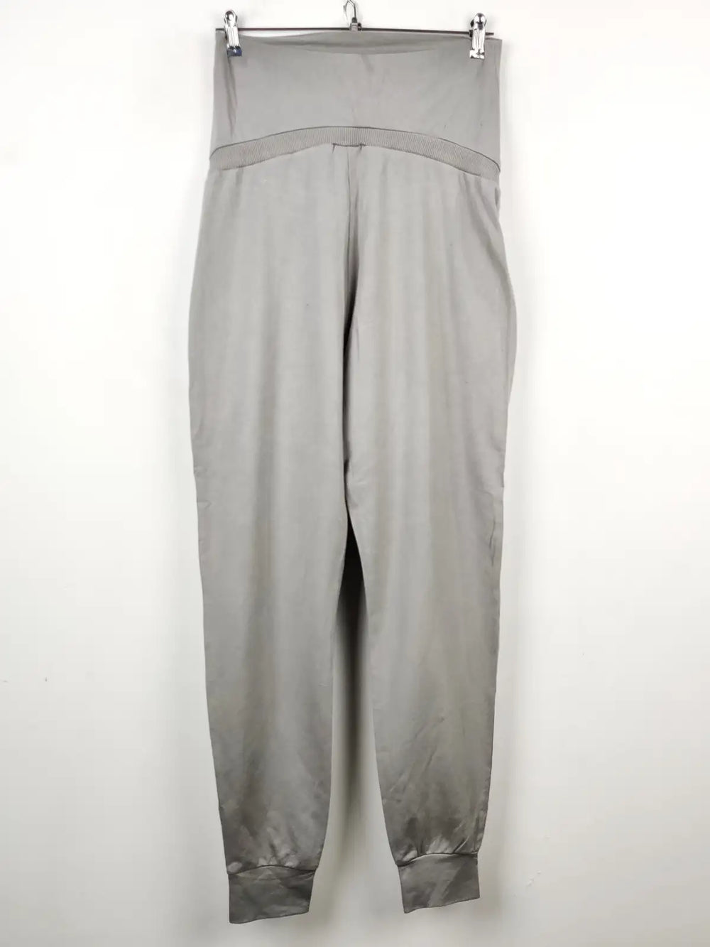 Buy online pre-used pre-loved 100% authentic & Original branded Mp (TT-1787) available in Pakistan. Top international brands avilable.