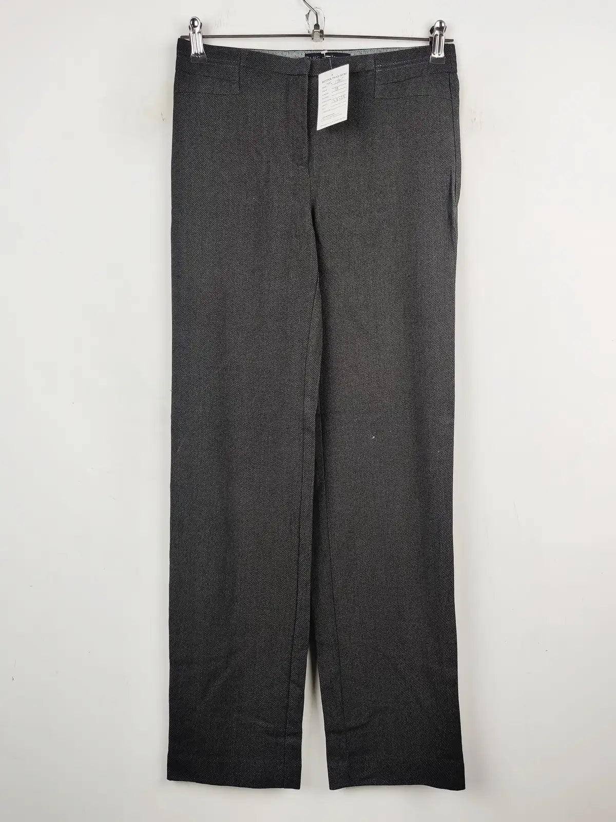 Buy online pre-used pre-loved 100% authentic & Original branded Marks & Spencer (TT-1805) available in Pakistan. Top international brands avilable.