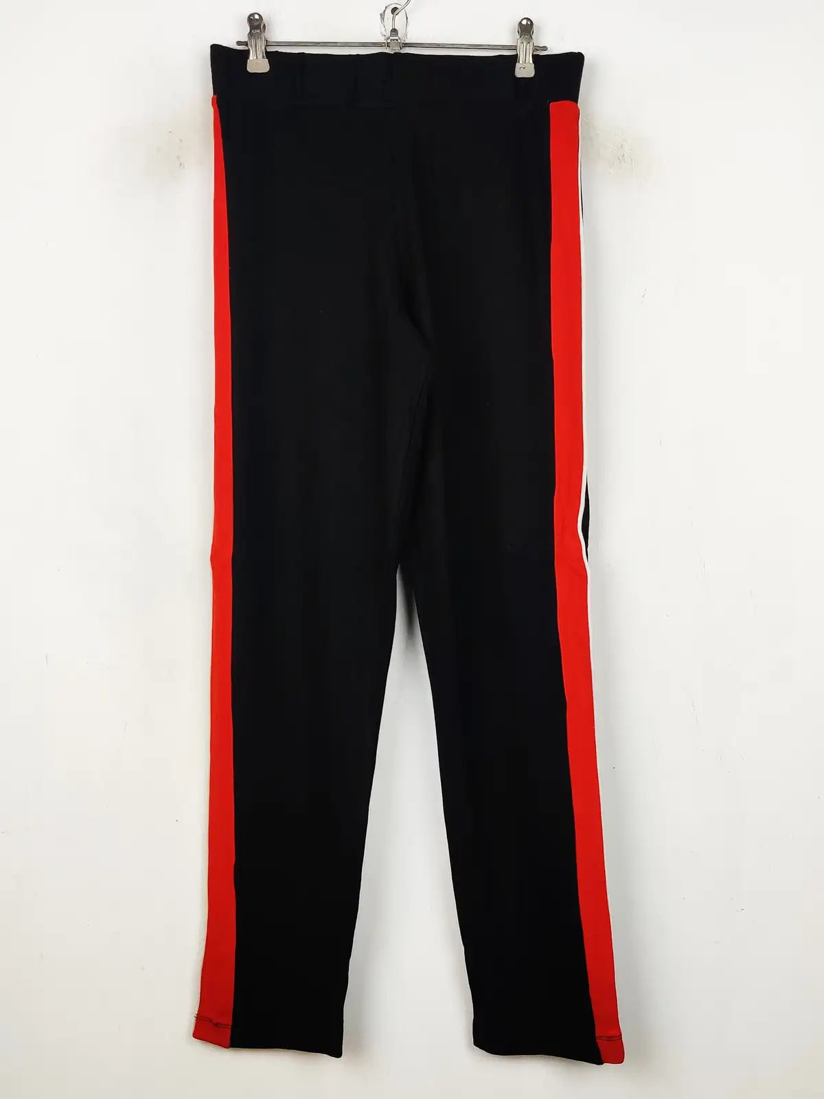 Buy online pre-used pre-loved 100% authentic & Original branded New Look (TT-1823) available in Pakistan. Top international brands avilable.