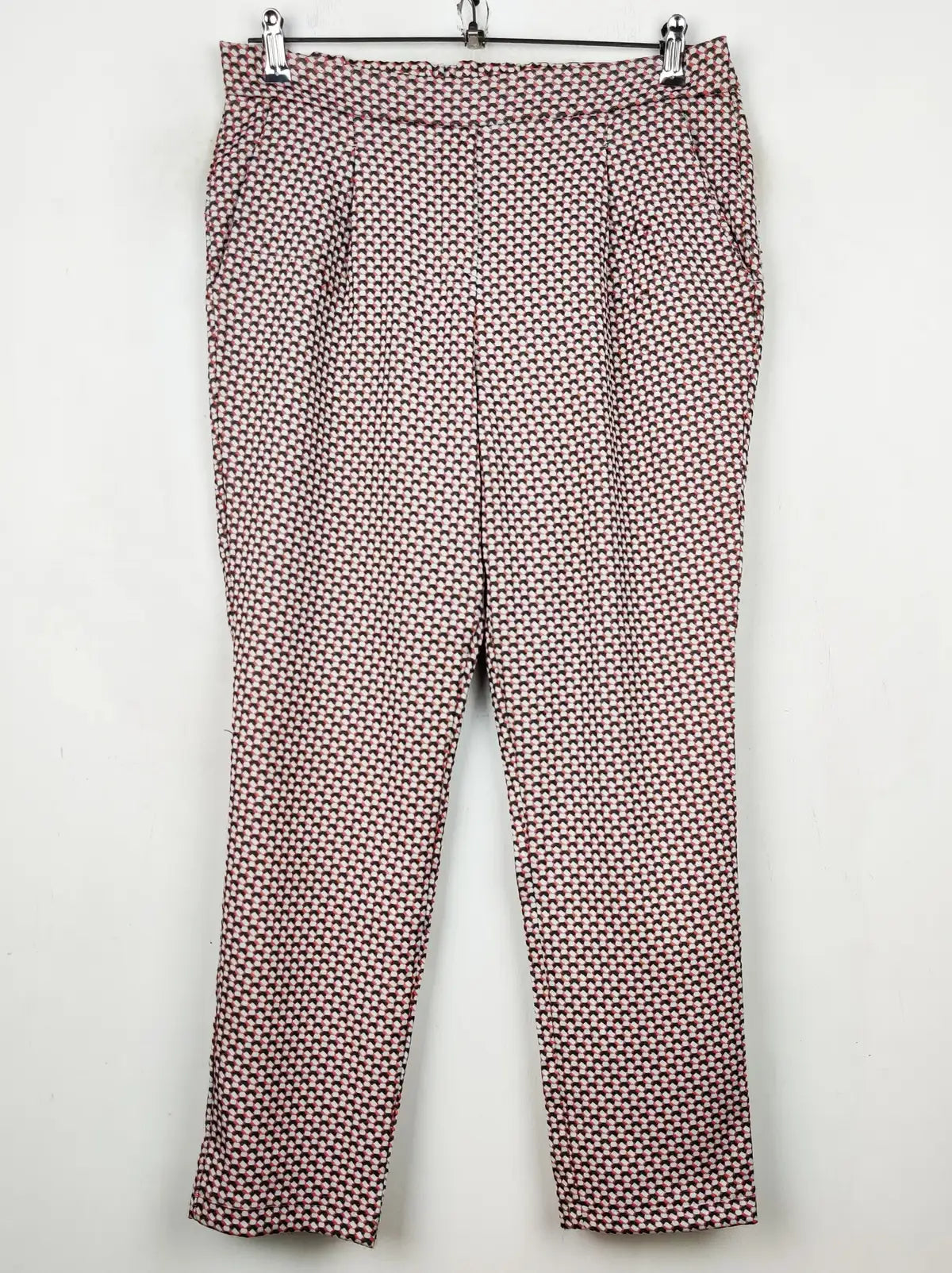 Buy online pre-used pre-loved 100% authentic & Original branded Dixie (TT-1853) available in Pakistan. Top international brands avilable.