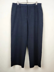 Buy online pre-used pre-loved 100% authentic & Original branded Marks & Spencer (TT-1855) available in Pakistan. Top international brands avilable.