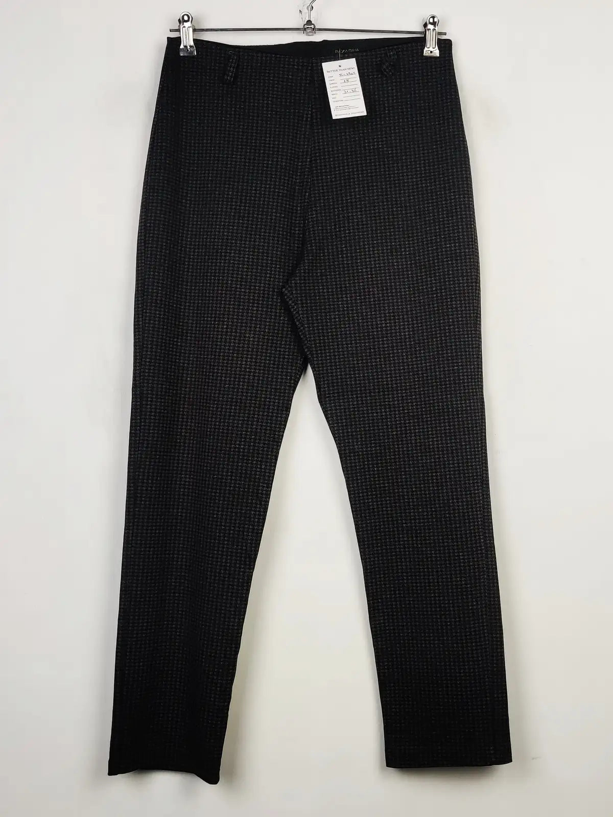 Buy online pre-used pre-loved 100% authentic & Original branded Piazza Italia (TT-1902) available in Pakistan. Top international brands avilable.