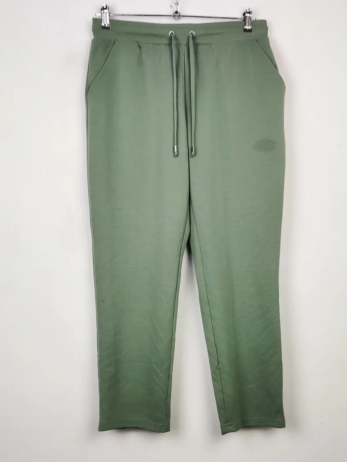 Buy online pre-used pre-loved 100% authentic & Original branded Dunnes Stores (TT-1952) available in Pakistan. Top international brands avilable.