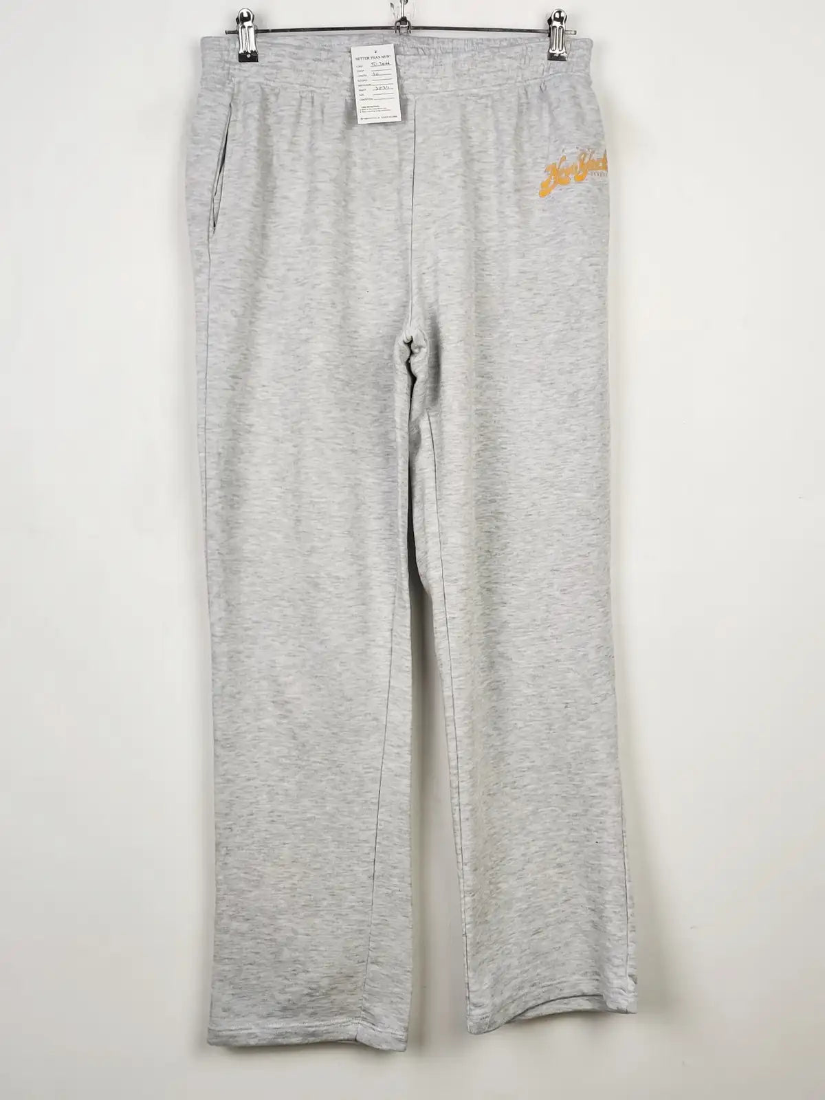 Buy online pre-used pre-loved 100% authentic & Original branded Primark (TT-2006) available in Pakistan. Top international brands avilable.