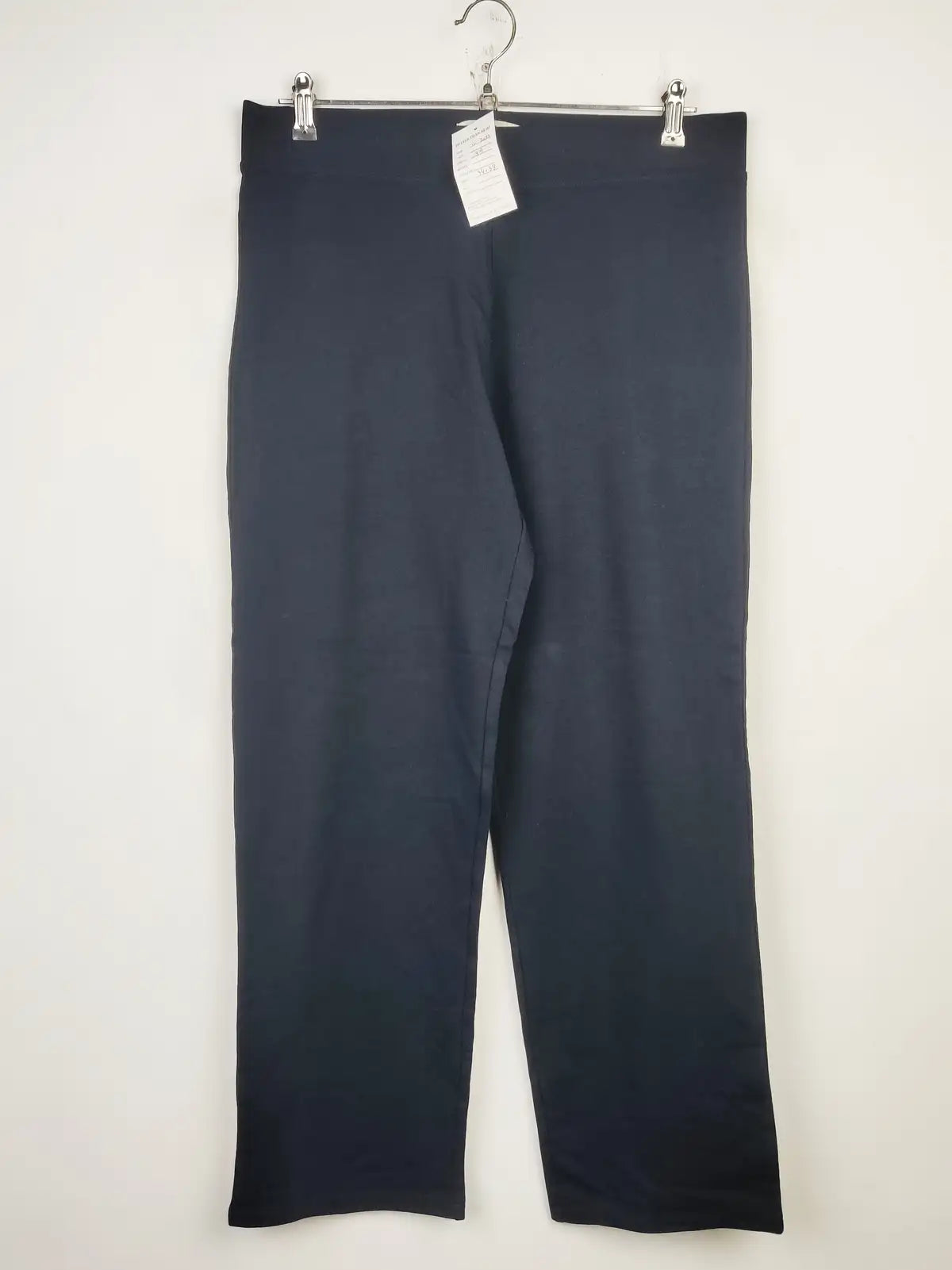 Buy online pre-used pre-loved 100% authentic & Original branded Marks & Spencer (TT-2073) available in Pakistan. Top international brands avilable.
