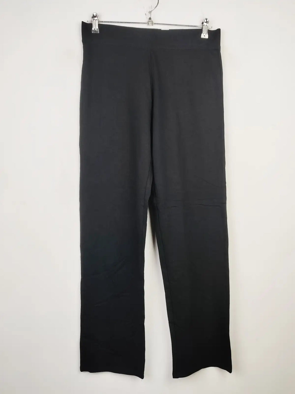 Buy online pre-used pre-loved 100% authentic & Original branded Marks & Spencer (TT-2075) available in Pakistan. Top international brands avilable.