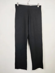 Buy online pre-used pre-loved 100% authentic & Original branded Marks & Spencer (TT-2075) available in Pakistan. Top international brands avilable.