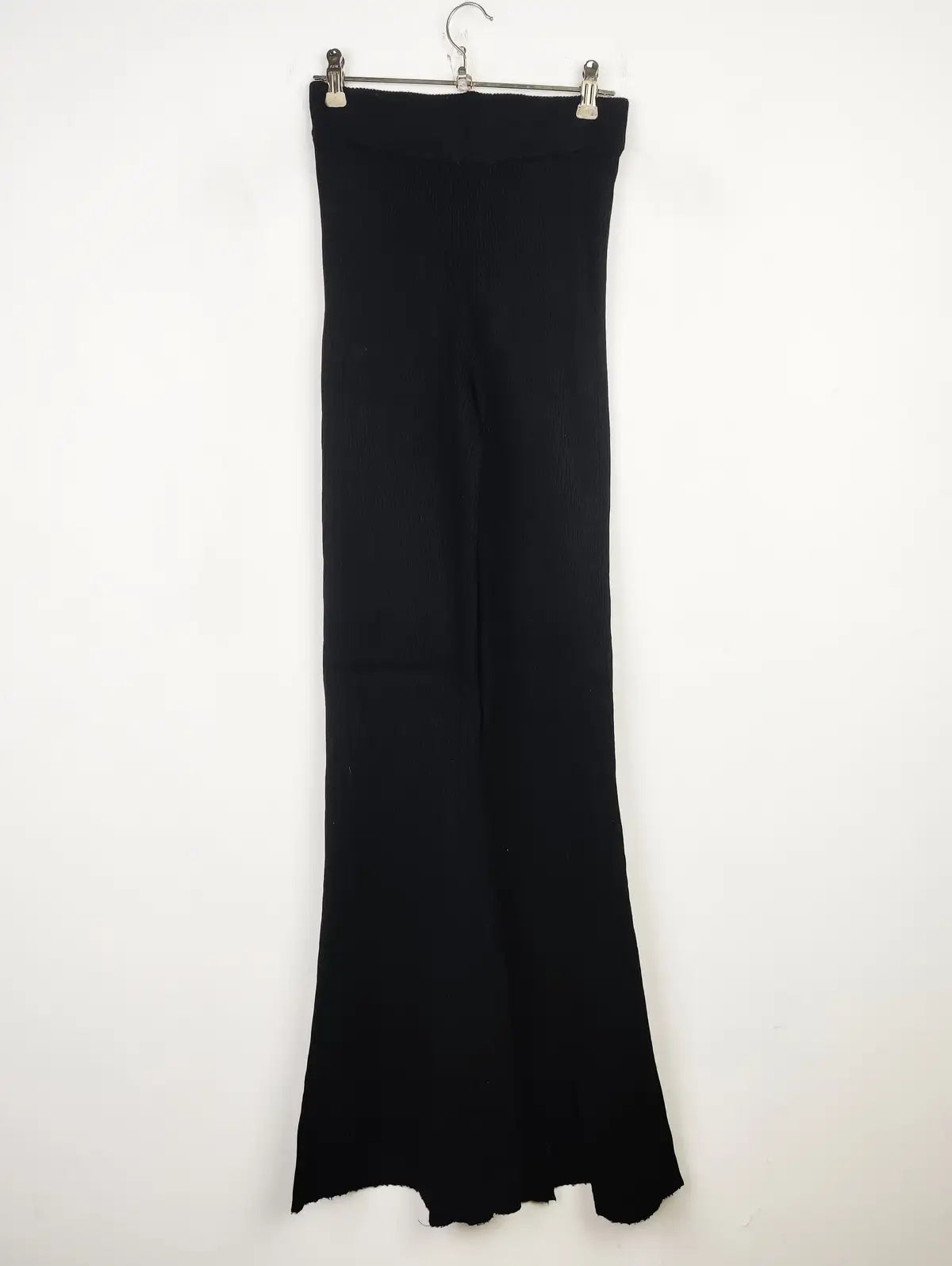 Buy online pre-used pre-loved 100% authentic & Original branded Primark (TT-2077) available in Pakistan. Top international brands avilable.