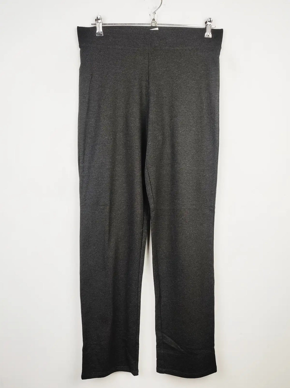 Buy online pre-used pre-loved 100% authentic & Original branded Marks & Spencer (TT-2088) available in Pakistan. Top international brands avilable.