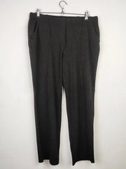 Buy online pre-used pre-loved 100% authentic & Original branded Marks & Spencer (TT-2090) available in Pakistan. Top international brands avilable.