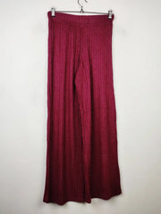 Buy online pre-used pre-loved 100% authentic & Original branded Marks & Spencer (TT-2199) available in Pakistan. Top international brands avilable.