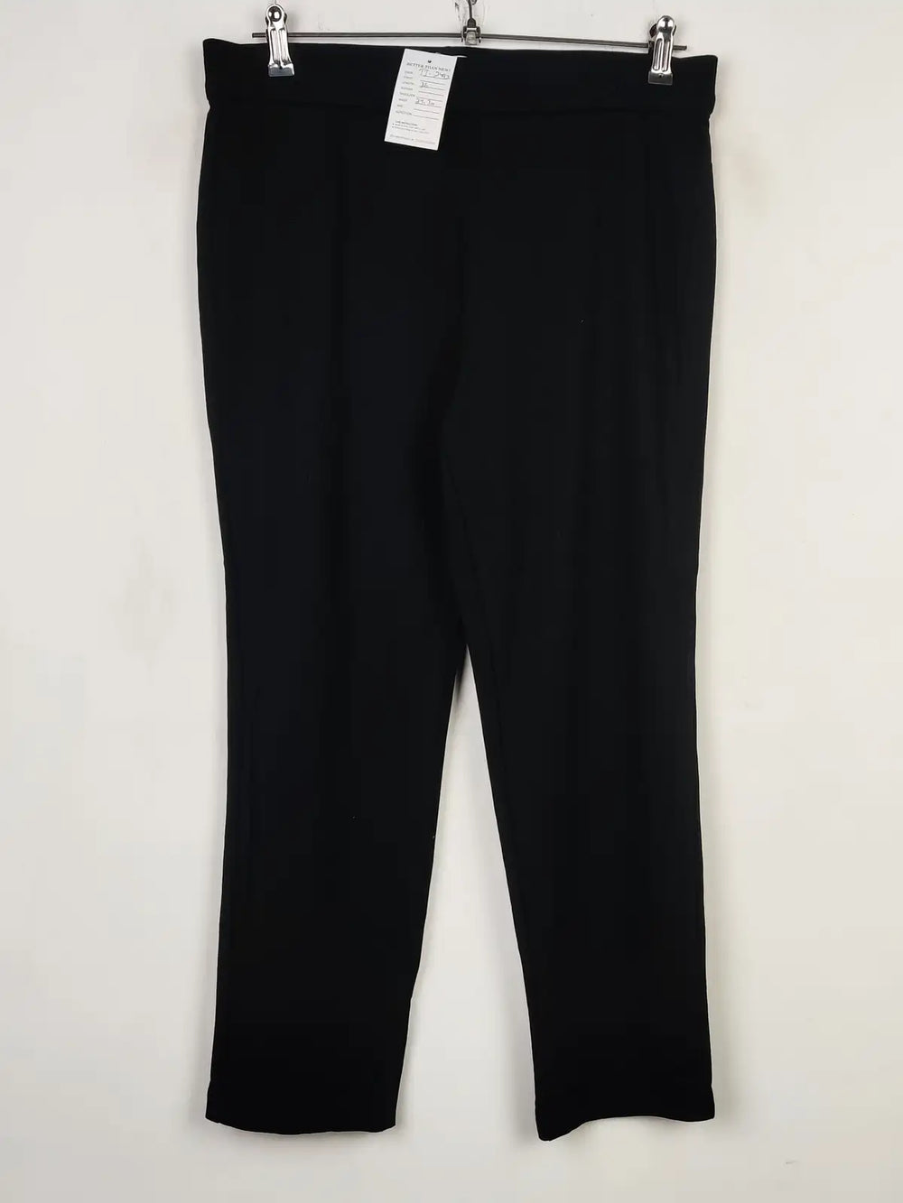 Buy online pre-used pre-loved 100% authentic & Original branded Marks & Spencer (TT-2492) available in Pakistan. Top international brands avilable.