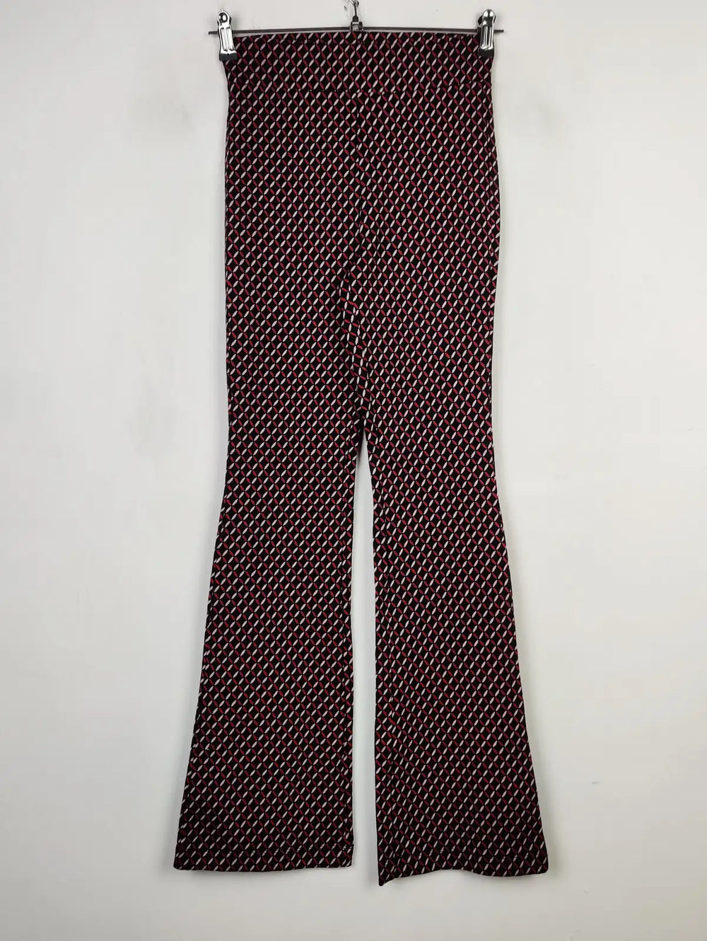 Buy online pre-used pre-loved 100% authentic & Original branded Marks & Spencer (TT-2496) available in Pakistan. Top international brands avilable.