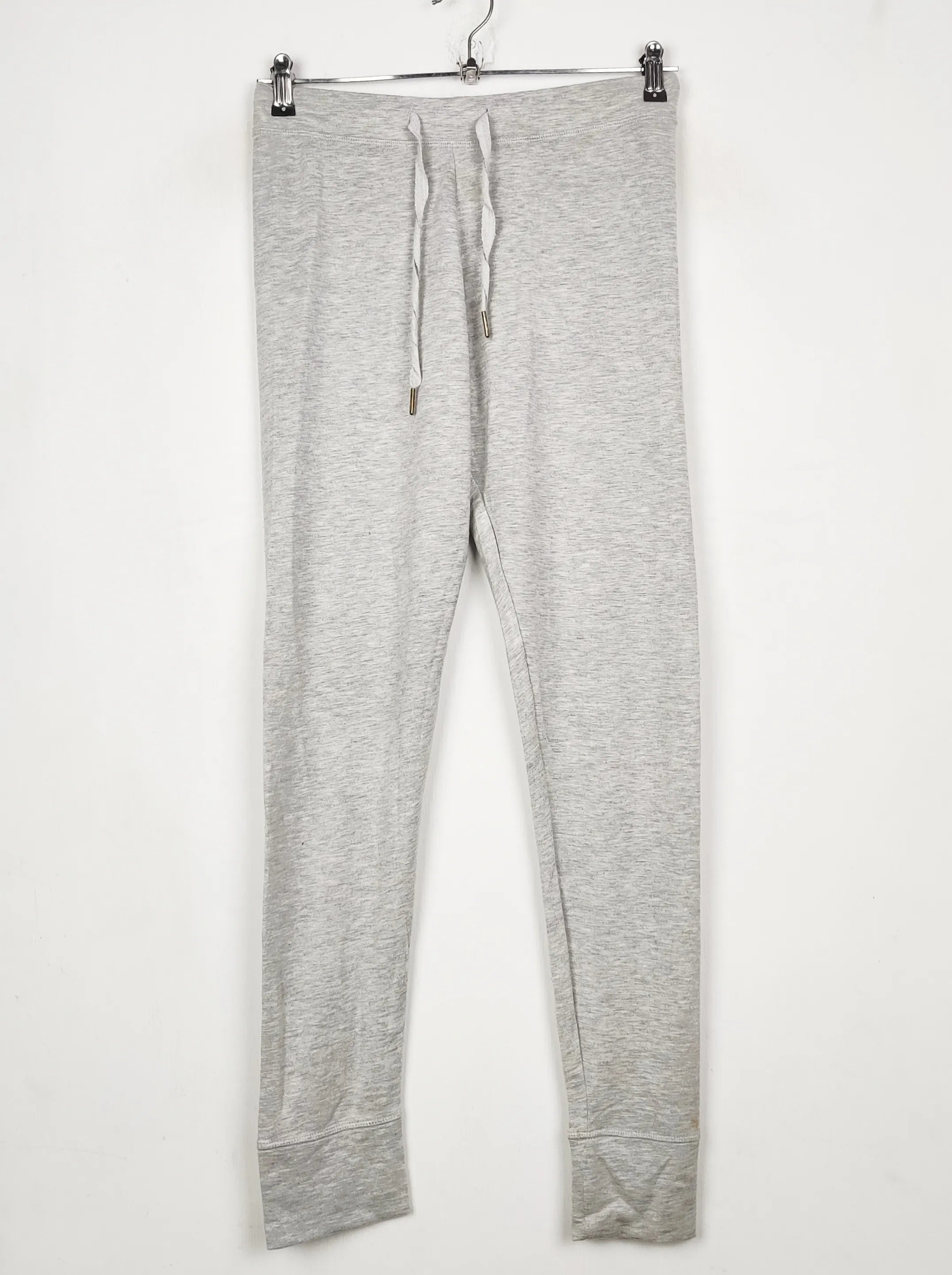 Buy online pre-used pre-loved 100% authentic & Original branded Loungewear (TT-2846) available in Pakistan. Top international brands avilable.
