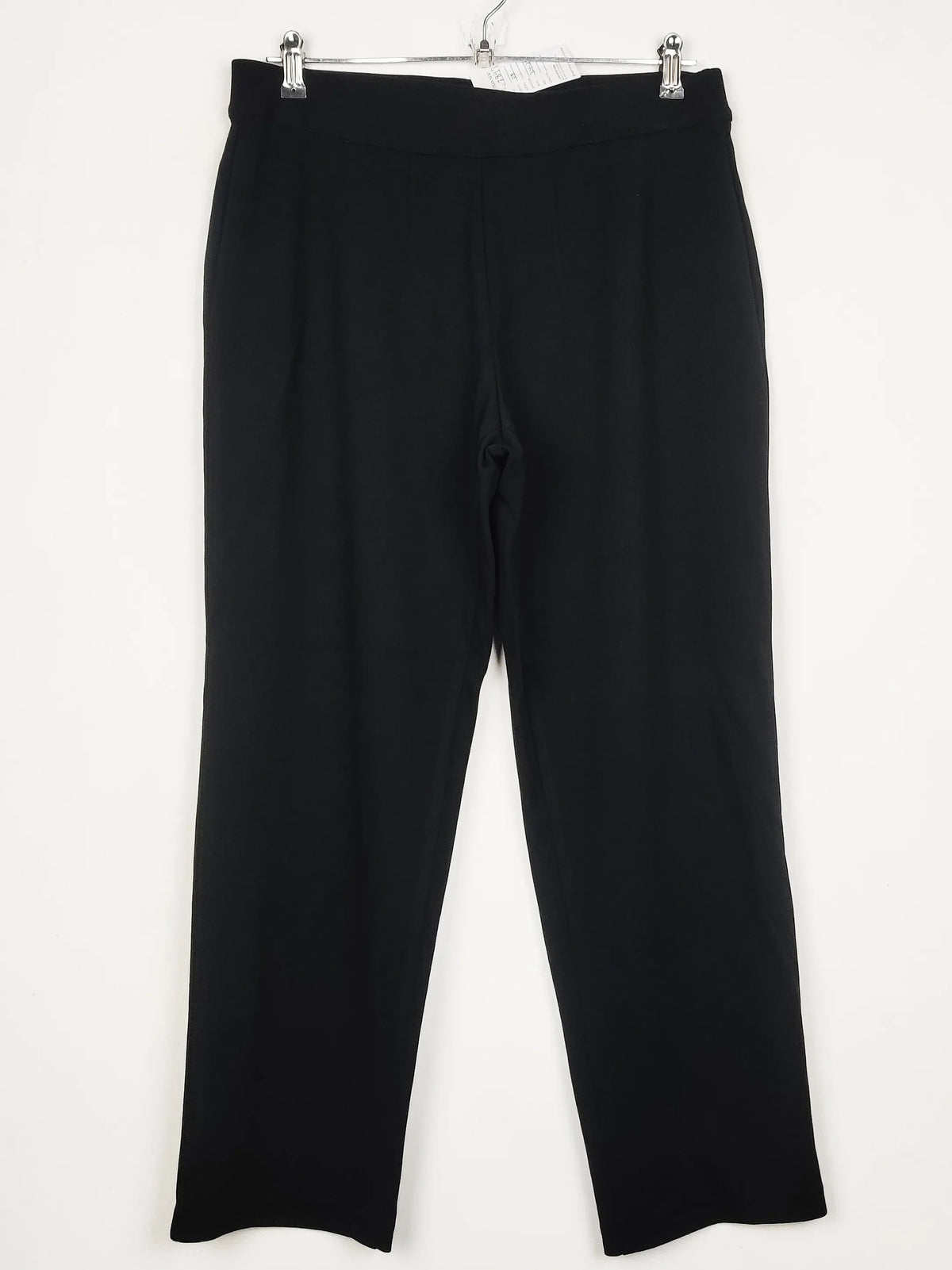 Buy online pre-used pre-loved 100% authentic & Original branded Marks & Spencer (TT-2847) available in Pakistan. Top international brands avilable.