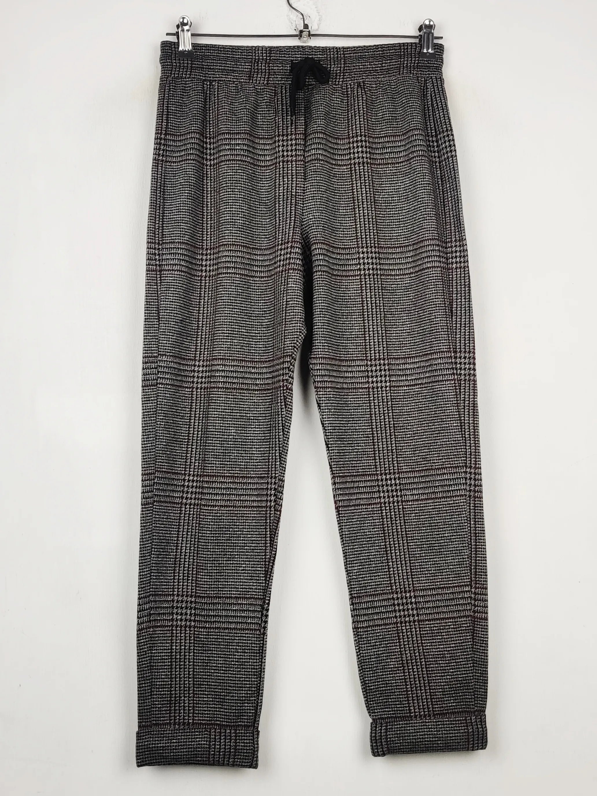 Buy online pre-used pre-loved 100% authentic & Original branded Marks & Spencer (TT-2855) available in Pakistan. Top international brands avilable.