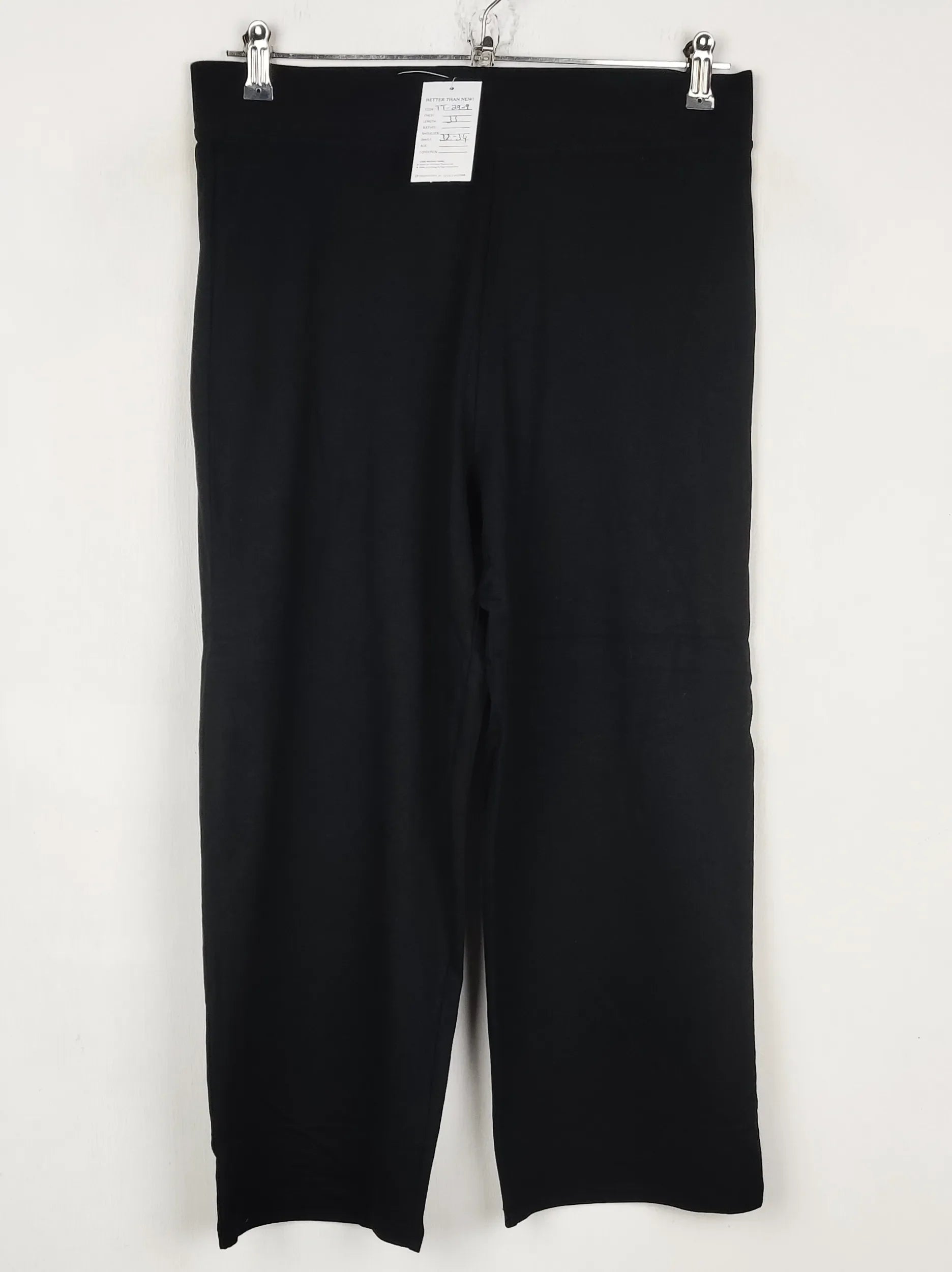 Buy online pre-used pre-loved 100% authentic & Original branded Marks & Spencer (TT-2909) available in Pakistan. Top international brands avilable.