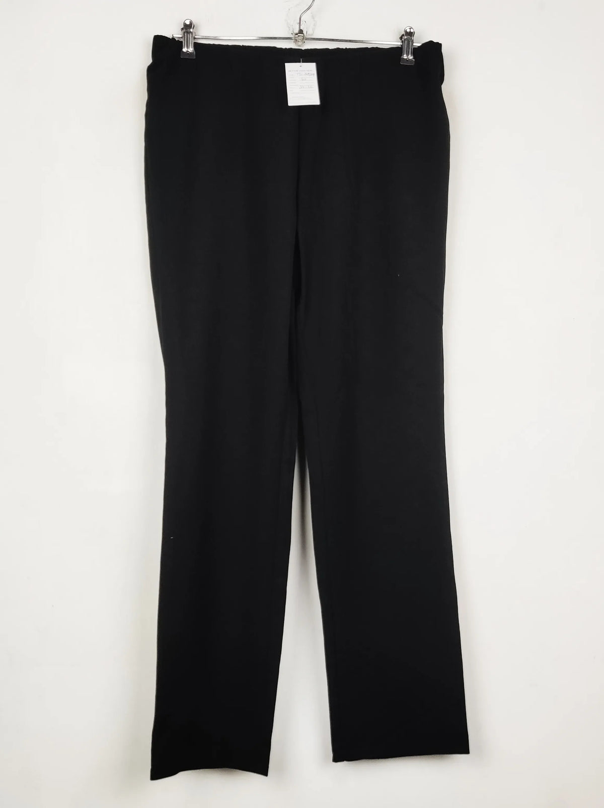 Buy online pre-used pre-loved 100% authentic & Original branded Unknown Brand (TT-2929) available in Pakistan. Top international brands avilable.