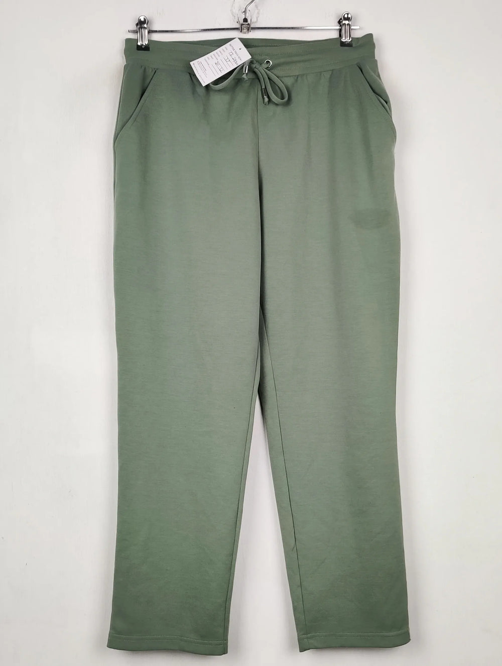 Buy online pre-used pre-loved 100% authentic & Original branded Dunnes Stores (TT-2930) available in Pakistan. Top international brands avilable.