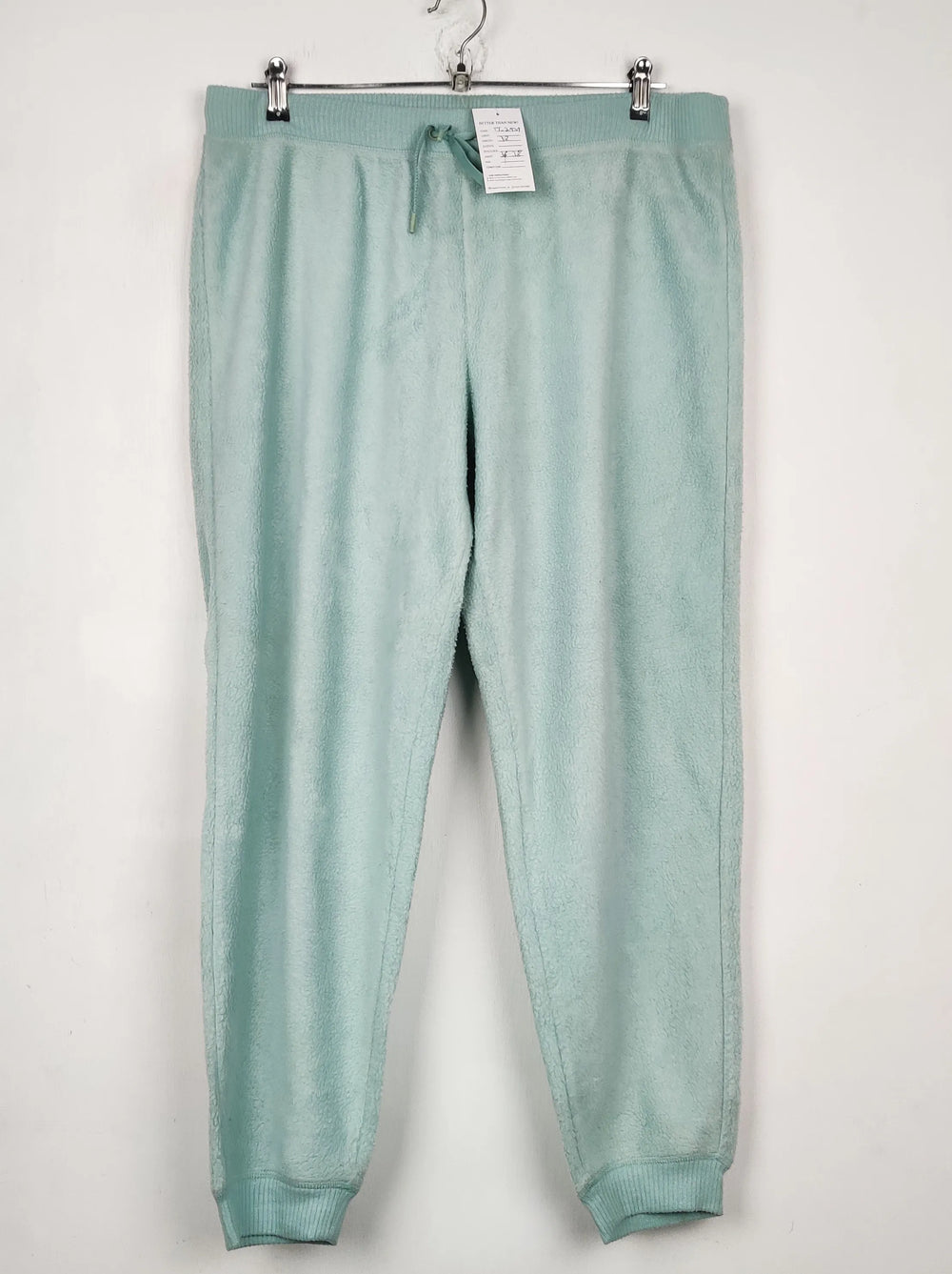 Buy online pre-used pre-loved 100% authentic & Original branded Marks & Spencer (TT-2939) available in Pakistan. Top international brands avilable.