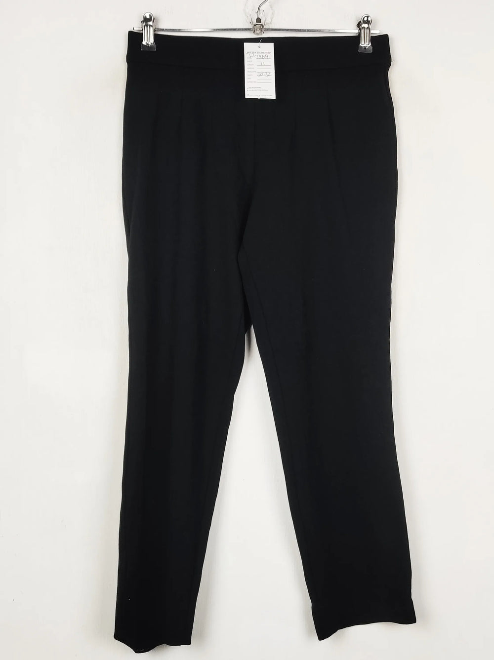 Buy online pre-used pre-loved 100% authentic & Original branded Marks & Spencer (TT-2969) available in Pakistan. Top international brands avilable.